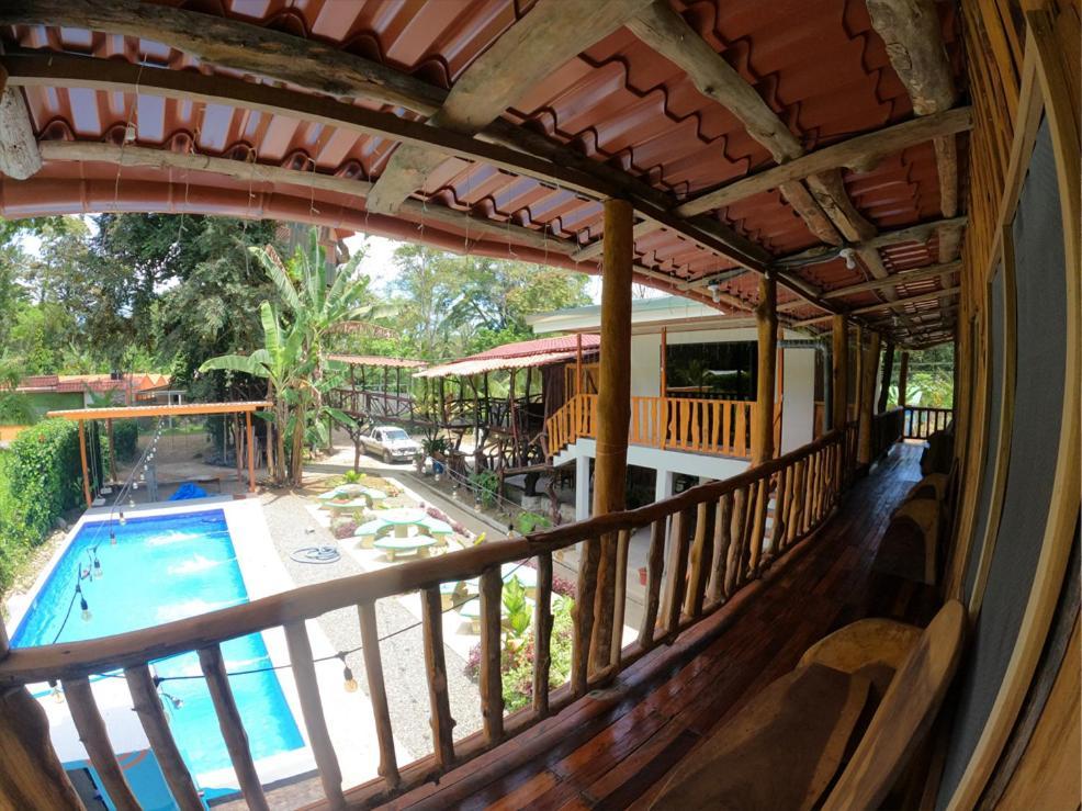 Tree House Samanea Lodge Пуерто-Лімон Екстер'єр фото